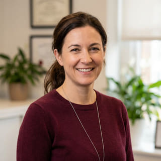 Laura Bennett, responsable des normes de plateforme chez Source Rendange, photo de profil